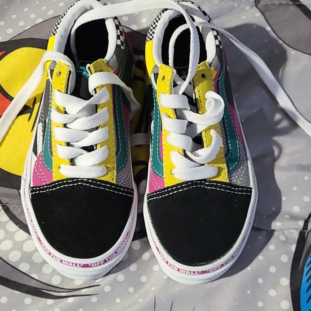 Girls vans